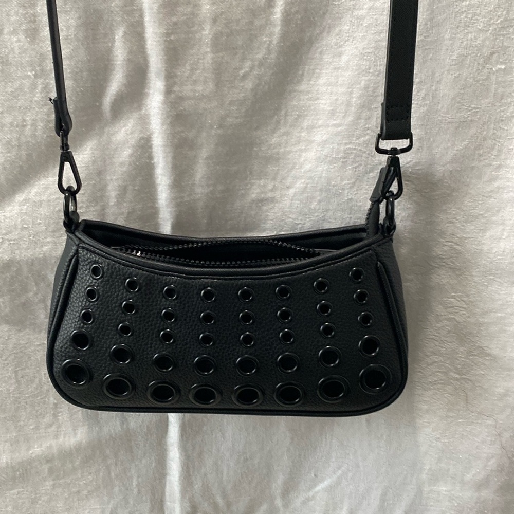 Steve Madden black purse
